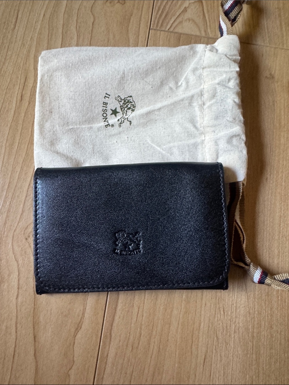 Card case in leather black
